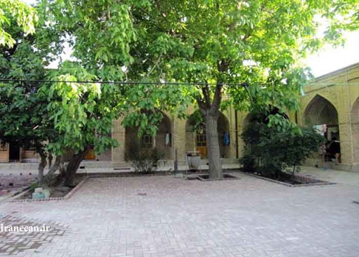 مدرسه شیخ علی خان زنگنه